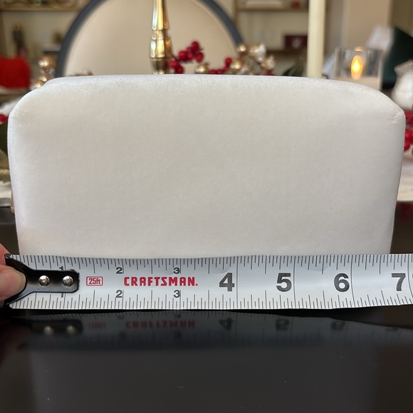 Dior Off White Velvet Makeup Bag with Gold Dior Logo - Picture 8 of 8